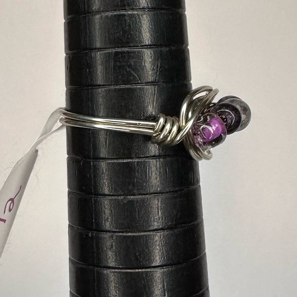 Purple ring handmade silver color wire wrapping glass beads - Picture 2 of 5